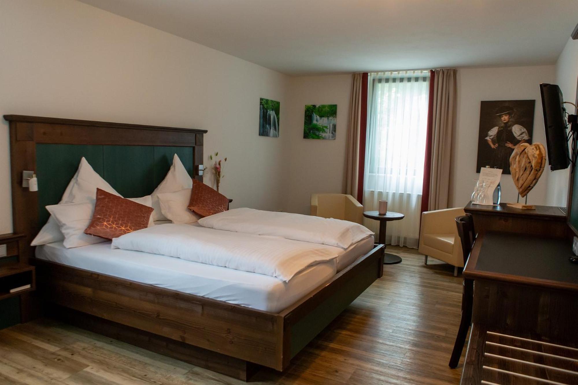 Hotel Restaurant Auerhahn Bad Wildbad Exteriér fotografie