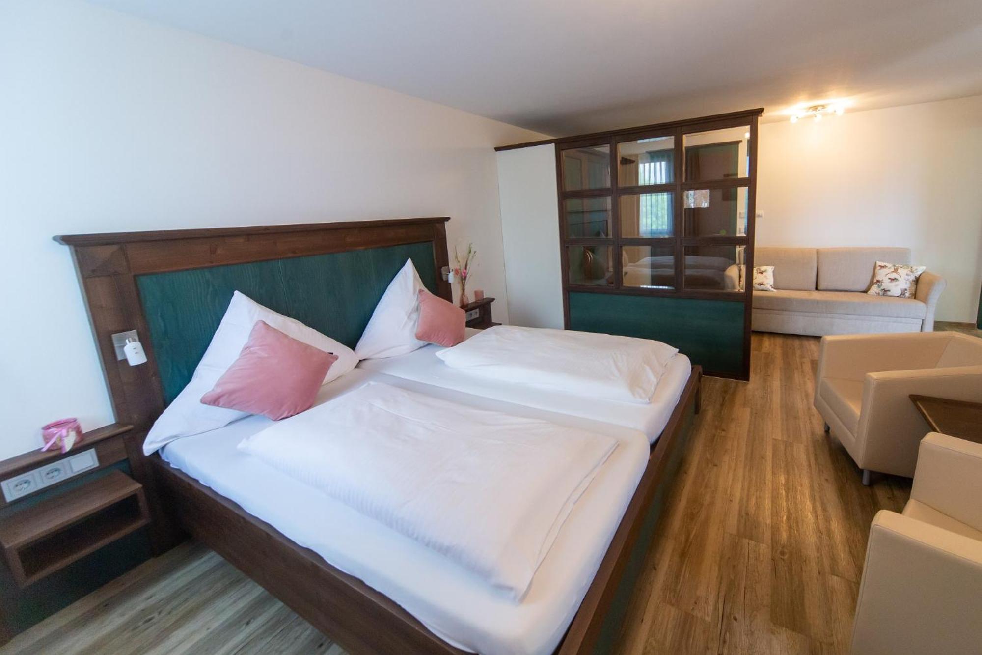 Hotel Restaurant Auerhahn Bad Wildbad Exteriér fotografie