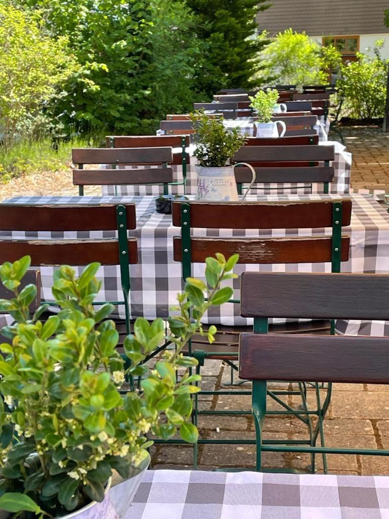 Hotel Restaurant Auerhahn Bad Wildbad Exteriér fotografie